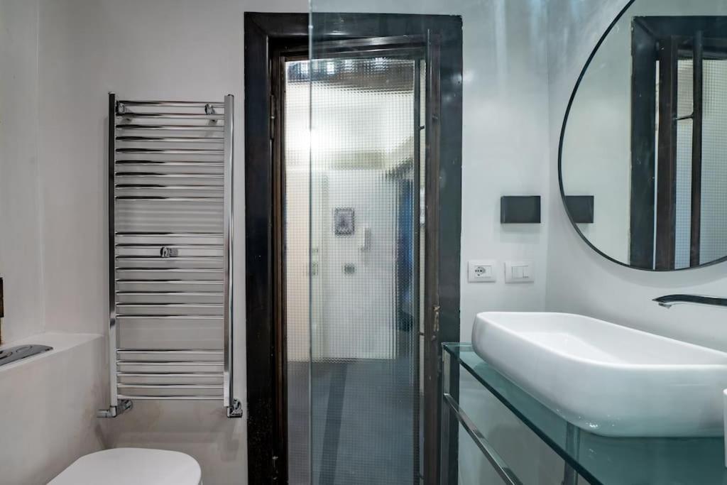 Apartamento Diamante Nel Porto Génova Exterior foto